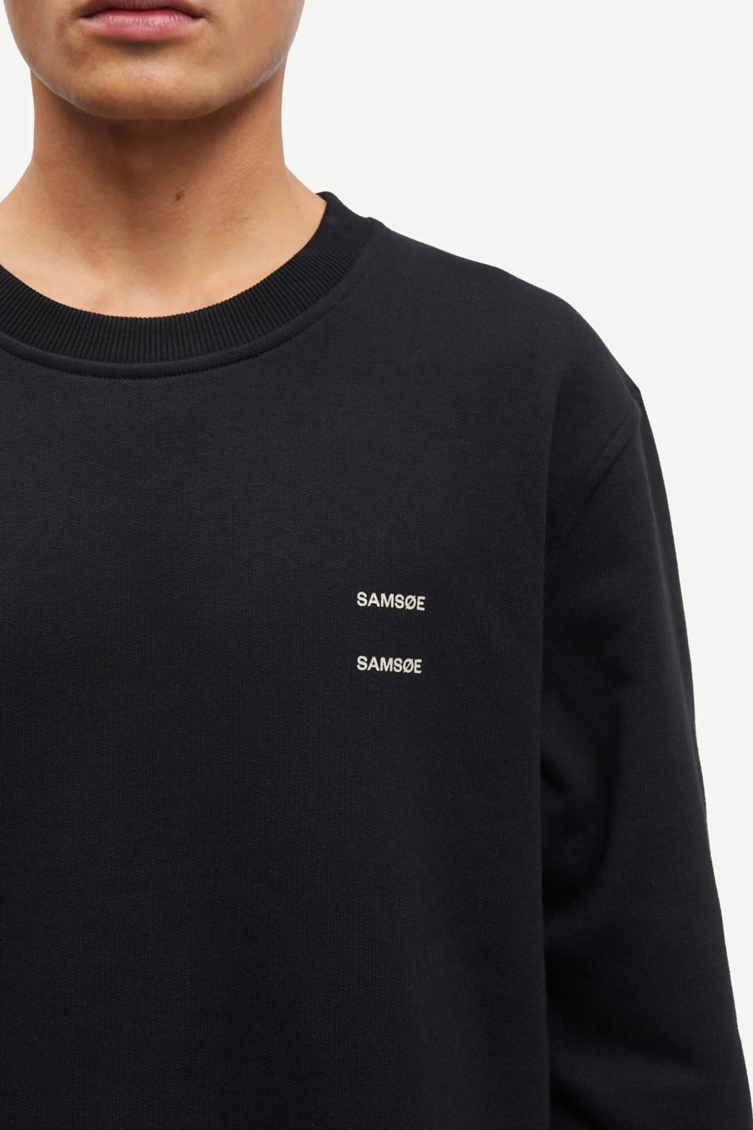 JOEL CREW NECK 11414