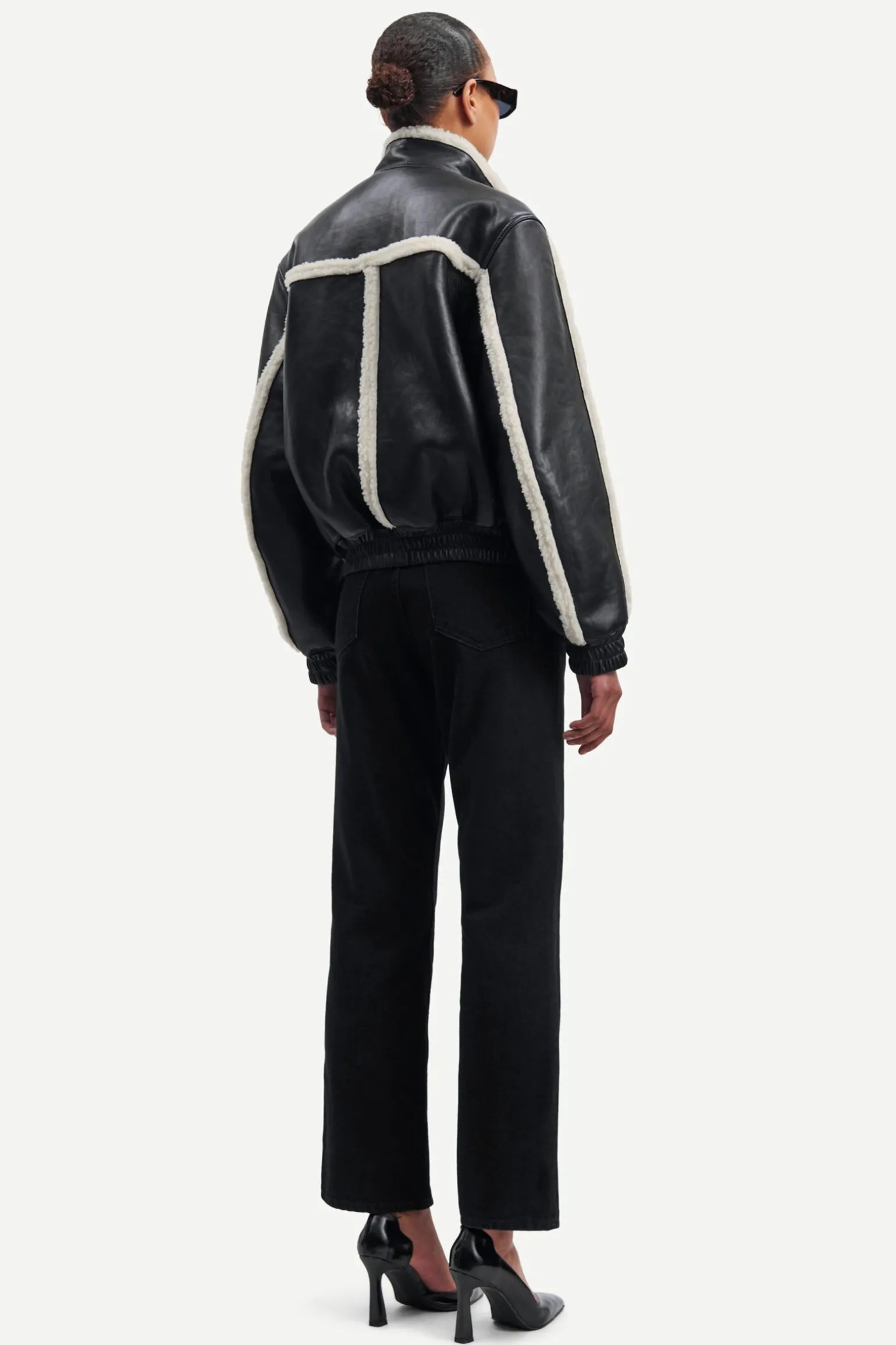 MEADOW BOMBER 15008
