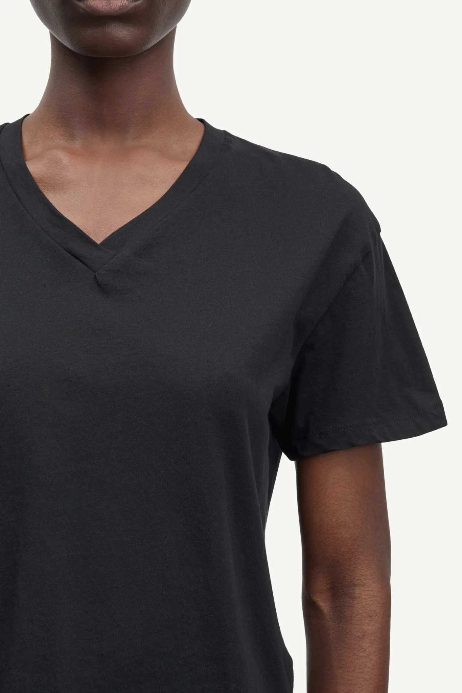 SAELI T-SHIRT 205