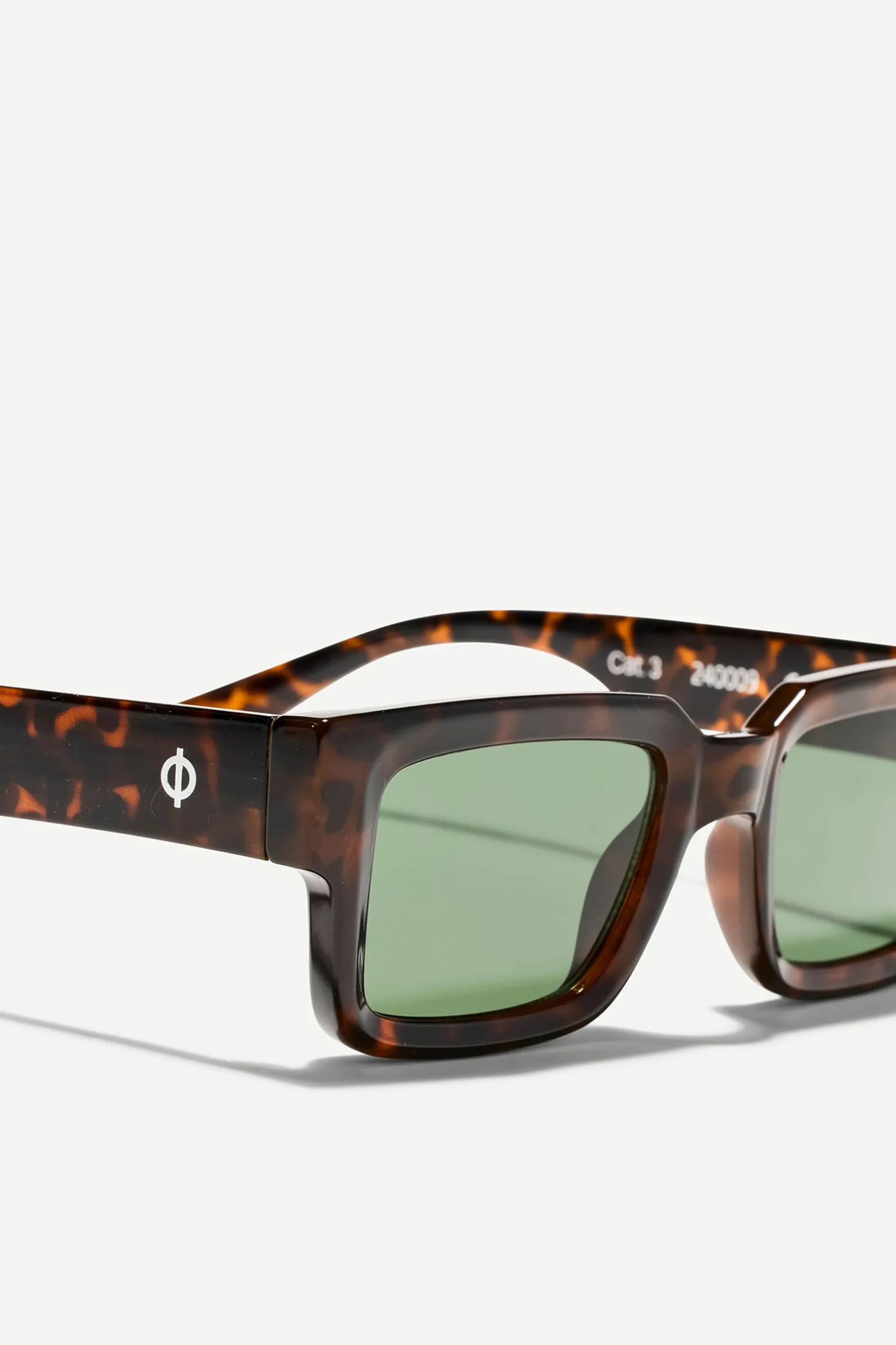 SAJESSIE SUNGLASSES 15071