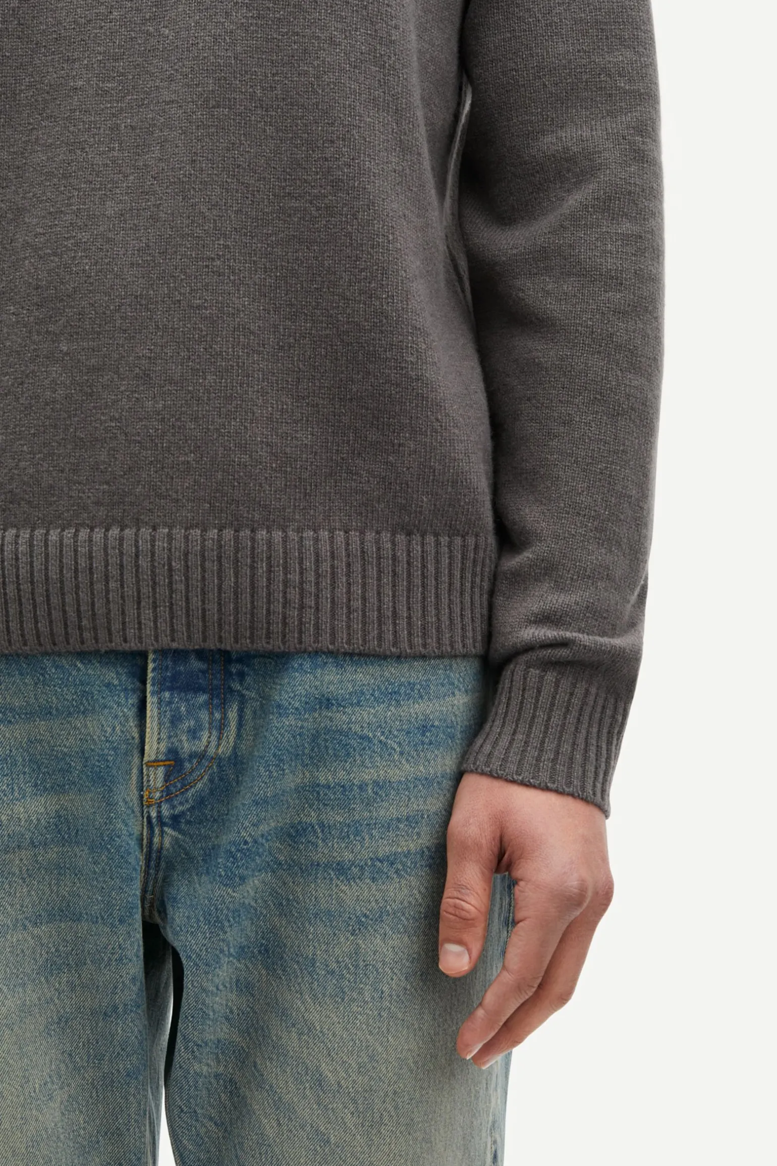 SYLLI CREW NECK 132